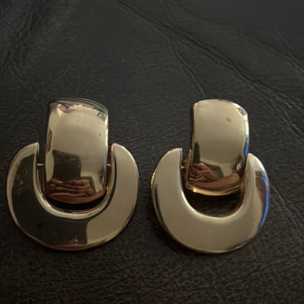 Huge 14k vintage gold earrings!